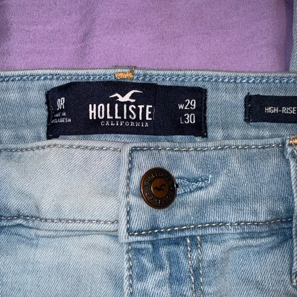 Women’s Hollister Skinny Jeans - Picture 2 of 2